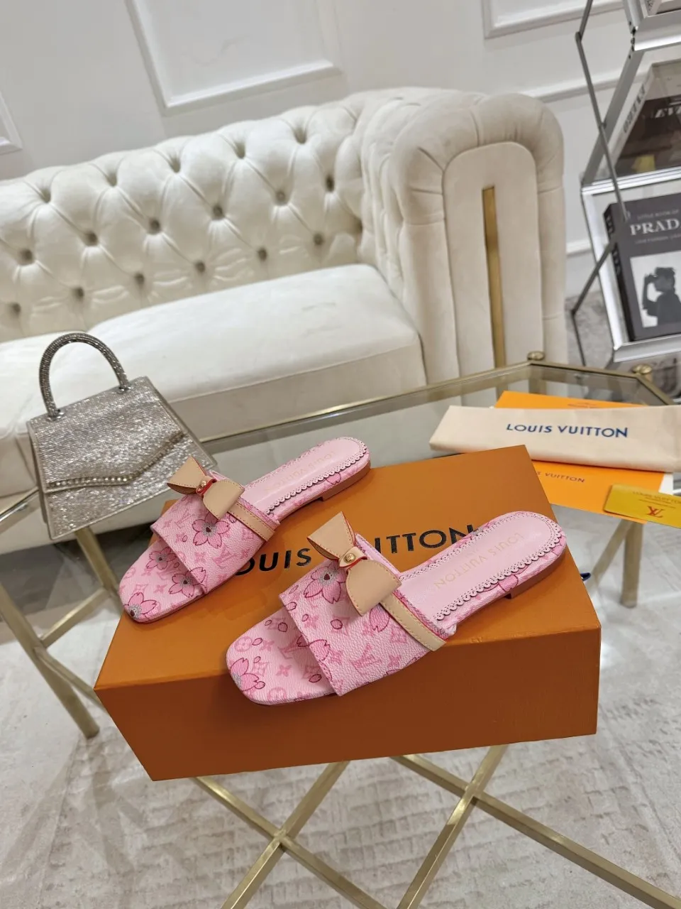 👟👟Ex-factory price 340👟👟 Genuine leather sole +40 Lv denim jacquard slippers, ex-factory price 70-43 Leather sole +40